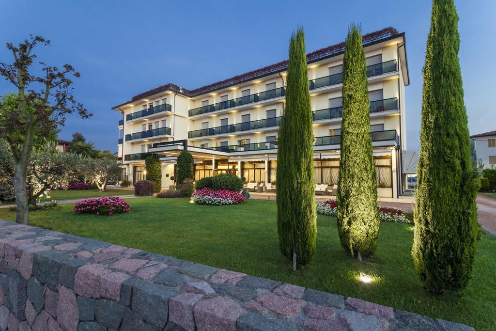 Atlantic Terme Natural Spa & Hotel Abano Terme Exterior photo