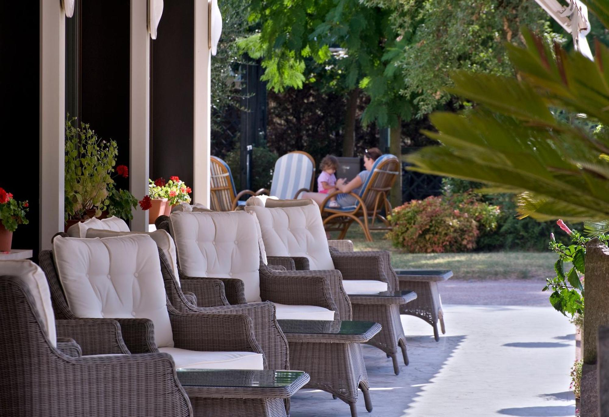 Atlantic Terme Natural Spa & Hotel Abano Terme Exterior photo